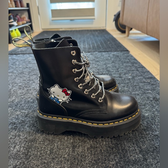 Dr. Martens Hello Kitty Jadon Leather Boots - Picture 7 of 14
